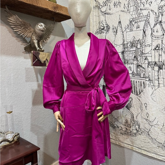 Vince Camuto Pink Satin Wrap Dress with Collar - Picture 2 of 8